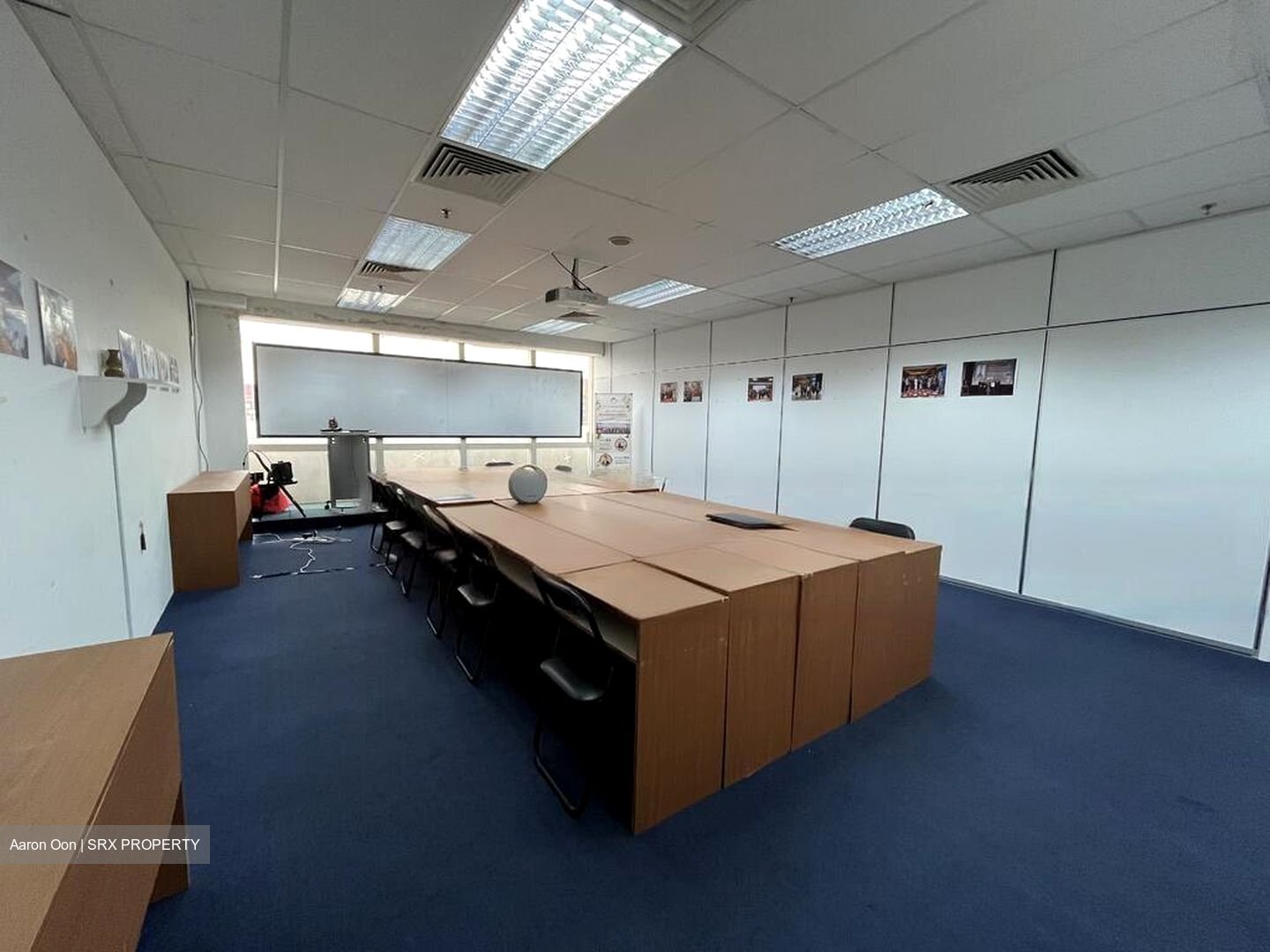 Burlington Square (D7), Office #464480341